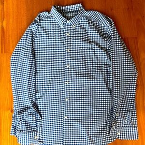 Men’s Vineyard Vines XL performance shirt